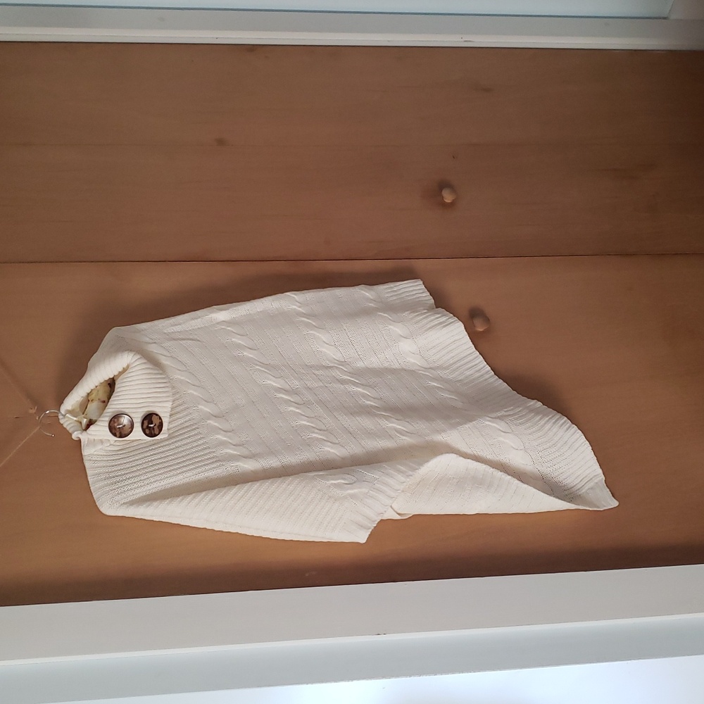 BRAND NEW Cream Knit Shawl with Wooden Button Detail